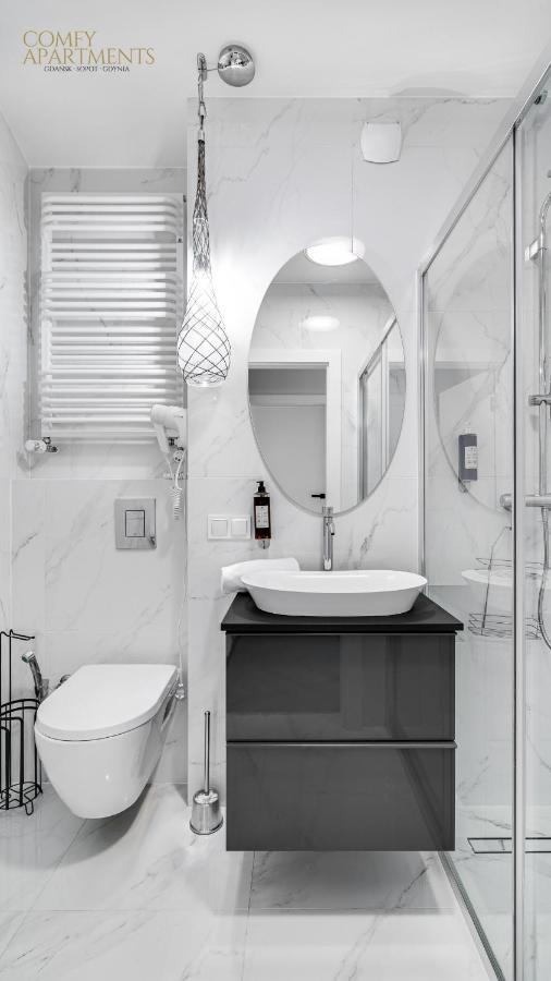 Comfy Apartments - Lux Old Town غدانسك المظهر الخارجي الصورة
